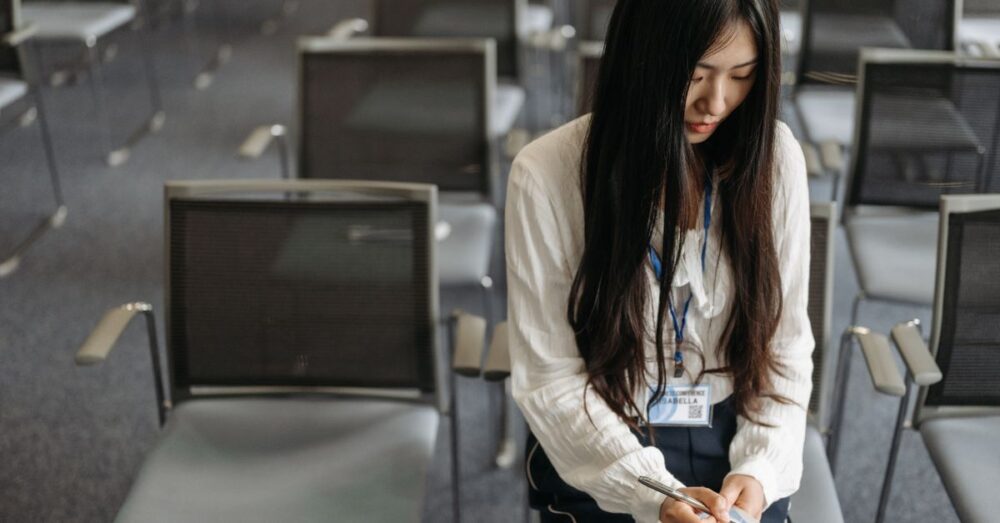 AI で 自動化 された 会議 議事録