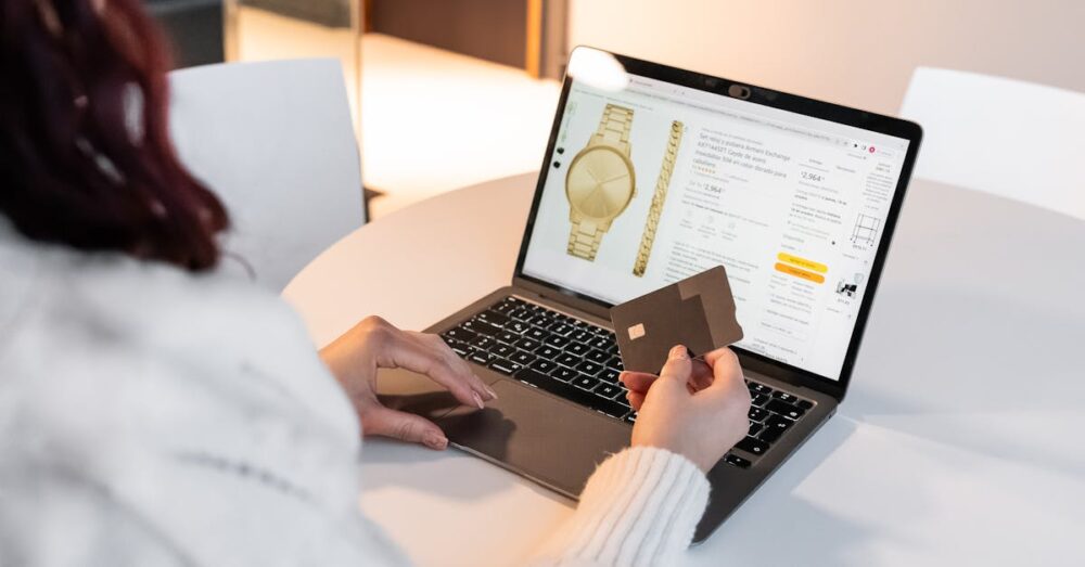 NotebookLMとGeminiで商品比較と最適提案を自動化する業務フロー図